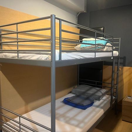 Bangkok Silom Chat Box Hostel מראה חיצוני תמונה
