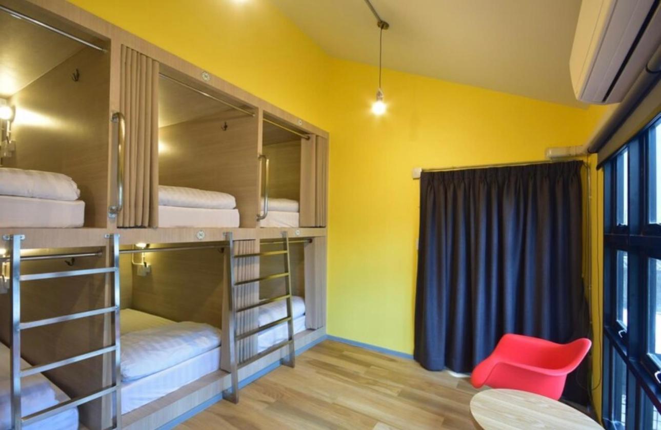 Bangkok Silom Chat Box Hostel מראה חיצוני תמונה