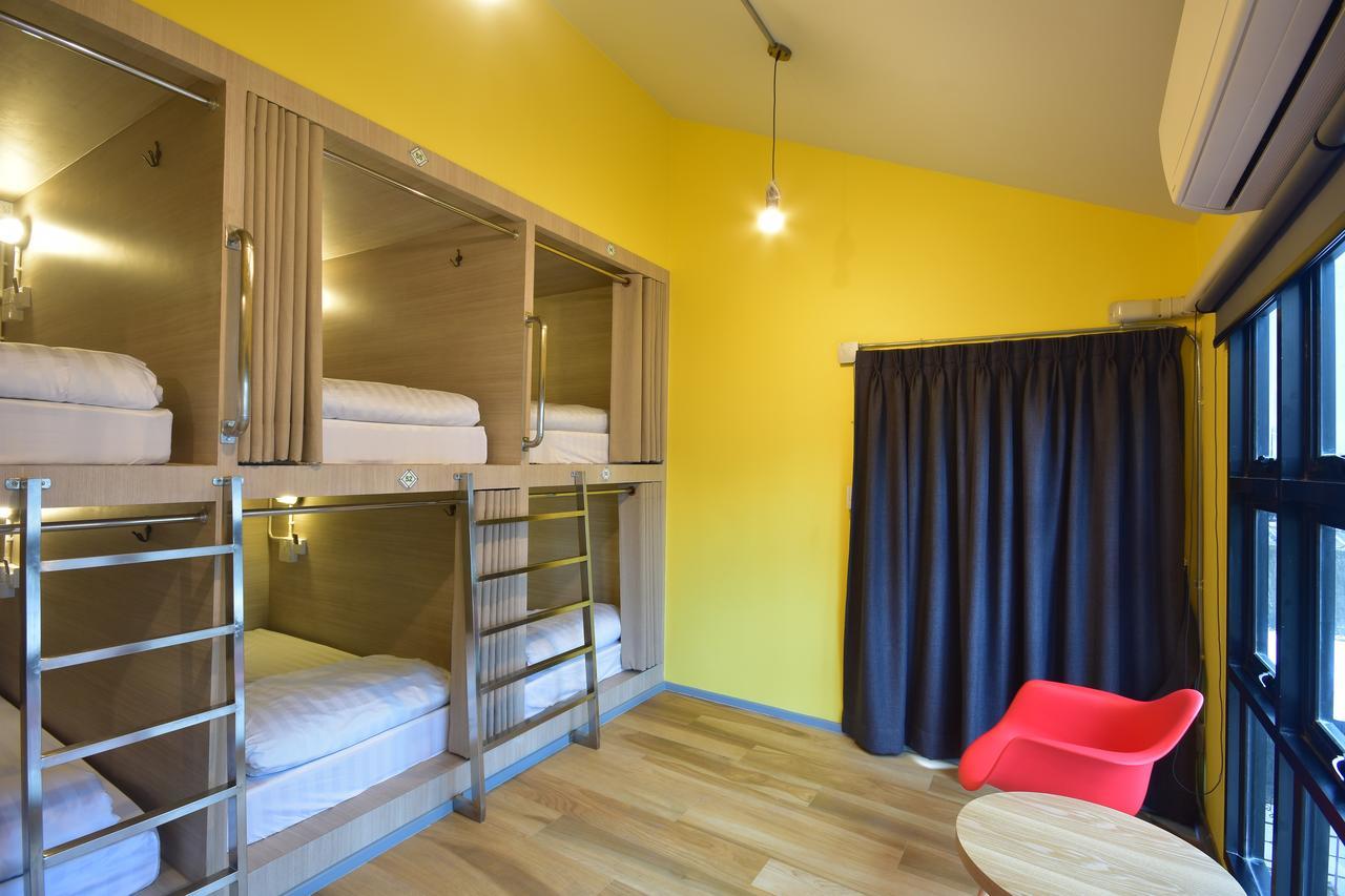 Bangkok Silom Chat Box Hostel מראה חיצוני תמונה
