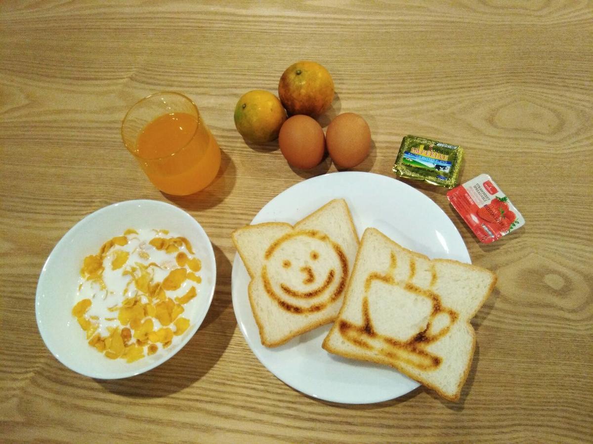 Bangkok Silom Chat Box Hostel מראה חיצוני תמונה